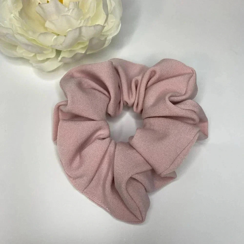 💚 FREE with Purchase 💚 NEW - XL Pink Scrunchie - Perfect order addon!